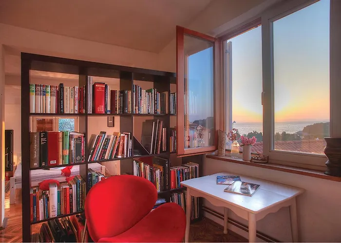 With Sea View 01 別荘