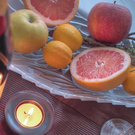 With Sea View 01 بيت للعطل *